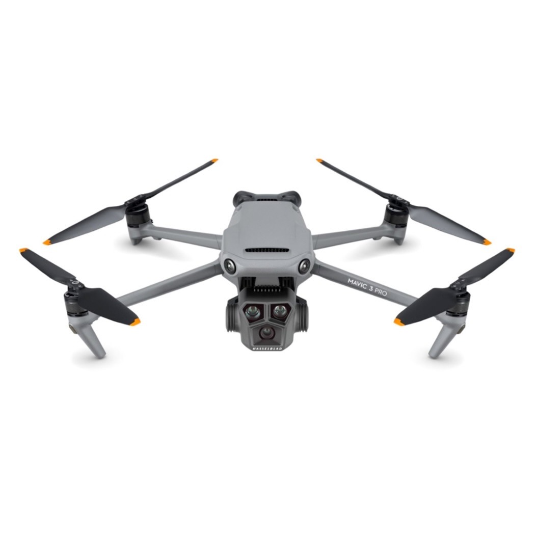 Квадрокоптер DJI Mavic 3 Pro Fly More Combo (RC) (CP.MA.00000660.01)